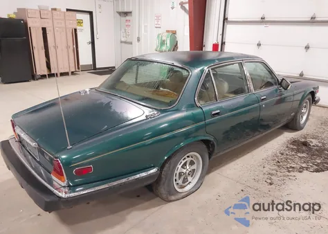 1985 Jaguar Xj6 from USA, damaged, VIN SAJAV1347FC414864